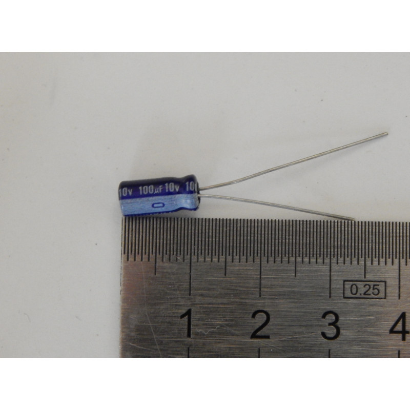 CONDENSATEURS JB 6,8UF ±5% 400V Axial Métallisé Polypropylène Film