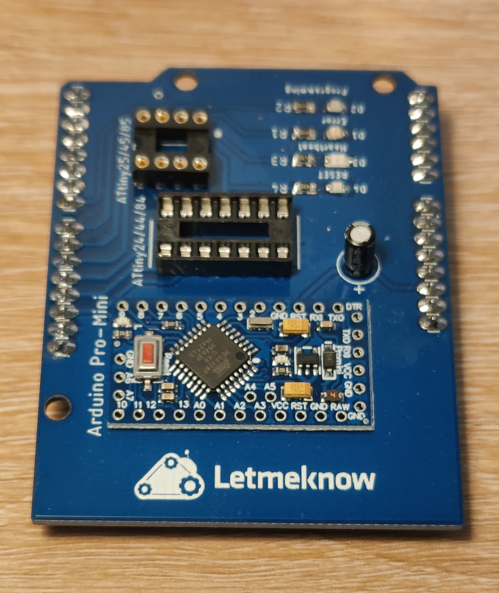 [Tuto] Programmez vos Attiny à l'aide du shield programmateur Letmeknow pour arduino !